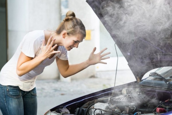 Cara Mengatasi Mesin Mobil yang Overheat 5 Cara Mengatasi Mesin Mobil yang Overheat