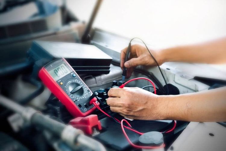 Cara Merawat Aki Mobil Hybrid
