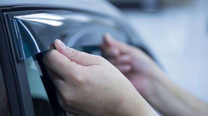 Ketahui Fungsi Talang Air Mobil dan Cara Memasangnya 4 Fungsi Talang Air Mobil