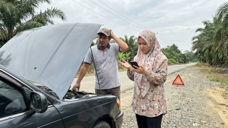 Mobil Mogok Mendadak di Jalan? Ketahui 3 Penyebab Utamanya 2 Mobil Mogok Mendadak di Jalan