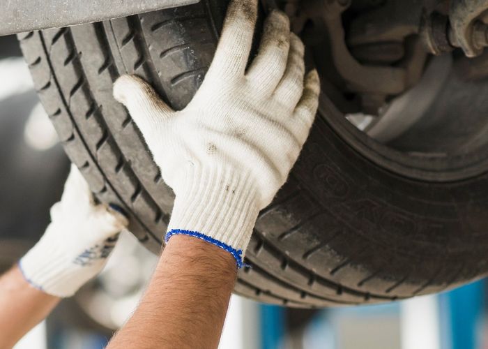 Pentingnya Rotasi Ban Mobil Dilakukan1