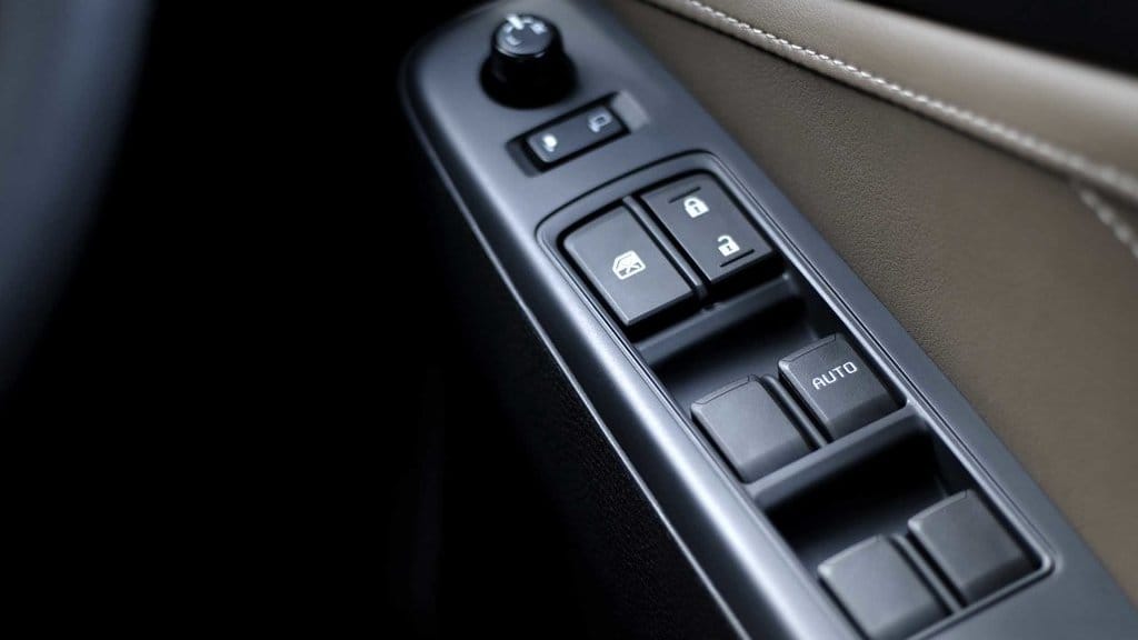 Power Window Mobil Macet Setelah Dicuci