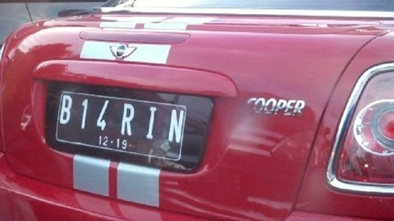 Cara Bikin Pelat Nomor Cantik