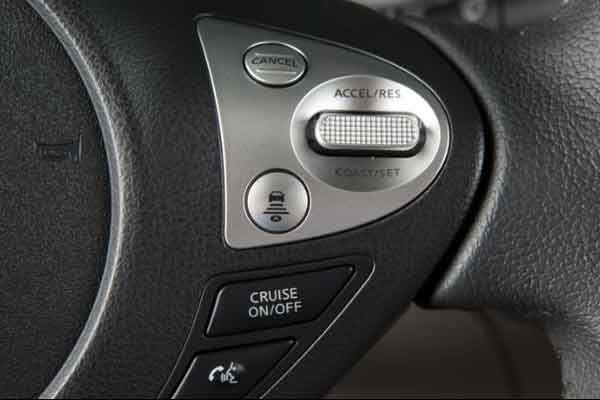 Cara Menggunakan Fitur Cruise Control Mobil Dengan Benar 5 Cara Menggunakan Fitur Cruise Control Mobil
