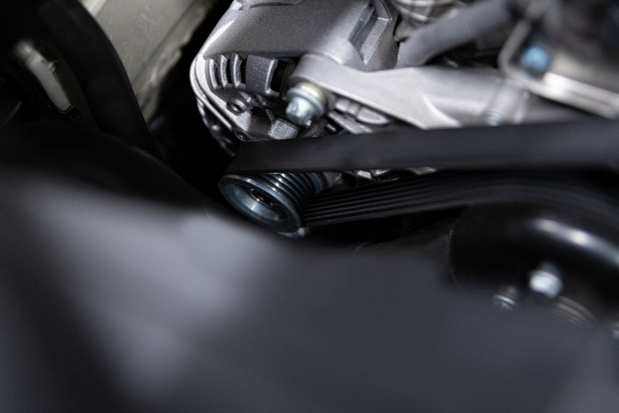 Cara Mengatasi Fan Belt Mobil Yang Bunyi Berdecit 4 Fan Belt Mobil Yang Bunyi Berdecit