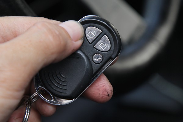 Solusi Apabila Kunci Mobil Hilang: Tips Praktis Mengatasi Situasi Darurat 5 Kunci Mobil Hilang
