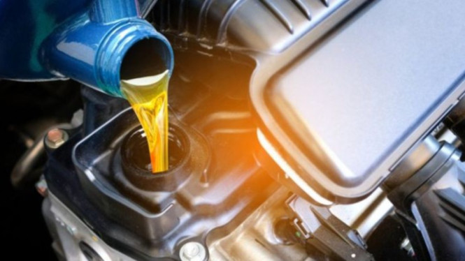 Tips Memilih Oli Mesin Terbaik untuk Motor Matic agar Mesin Awet 5 Tips Memilih Oli Mesin Terbaik untuk Motor Matic