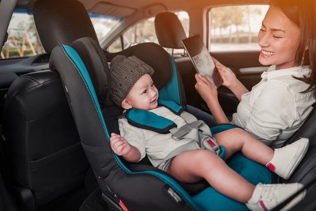 Fungsi dan Manfaat Car Seat Bayi untuk Keselamatan Anak Saat Berkendara 10 Car Seat Bayi untuk Keselamatan Anak
