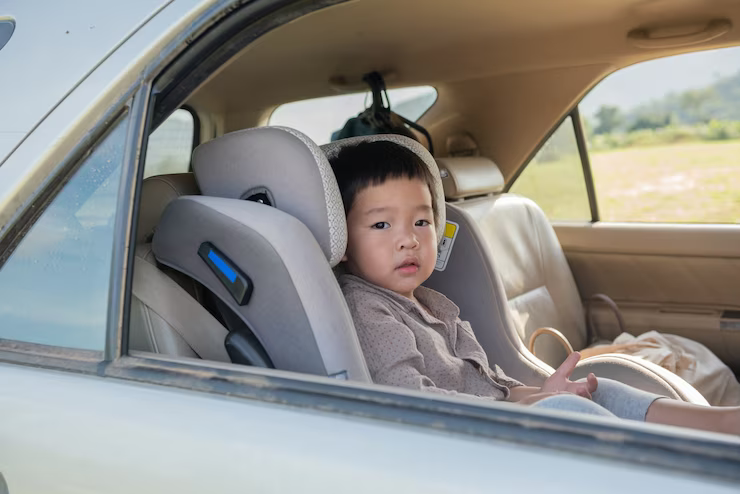 Fungsi dan Manfaat Car Seat Bayi untuk Keselamatan Anak Saat Berkendara 4 Car Seat Bayi untuk Keselamatan Anak