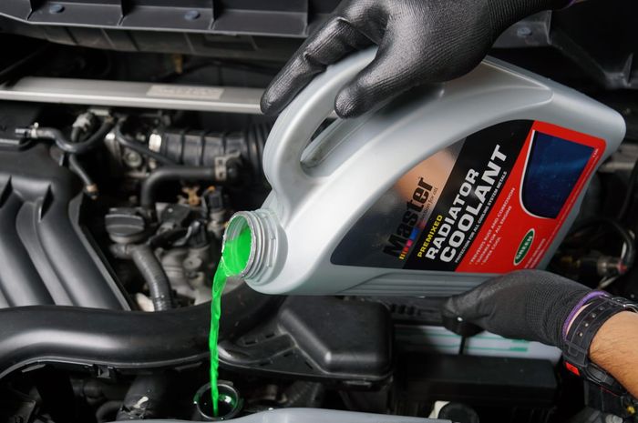 Cairan Radiator Coolant